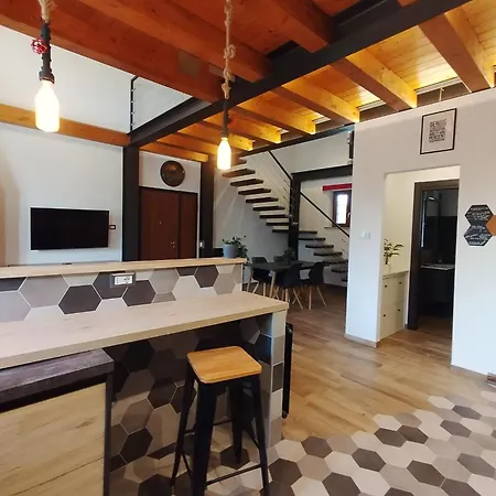 Appartamento Loft Americano In *