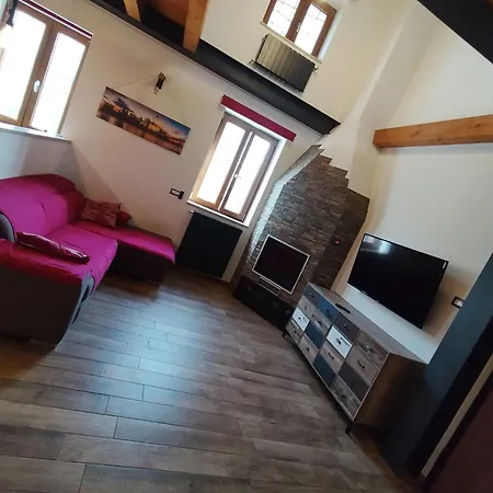 Loft Americano In Apartment Aprilia