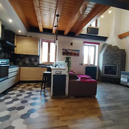 Loft Americano In Apartment