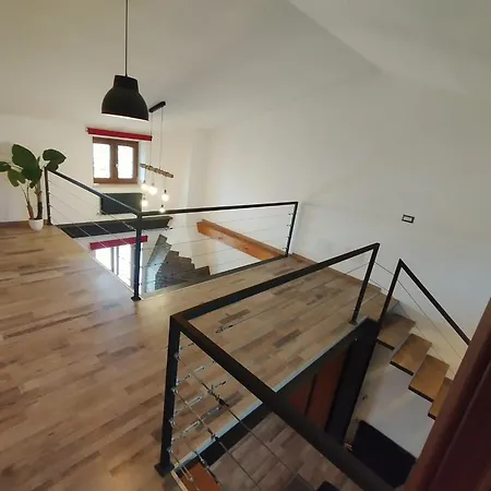Apartment Loft Americano In Aprilia