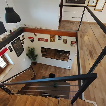 Loft Americano In Apartment